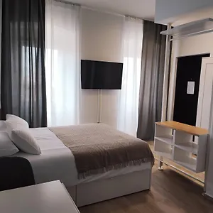 Apartment Agostini - Self Check-in - Free Gated Parking On Site, Rijeka
